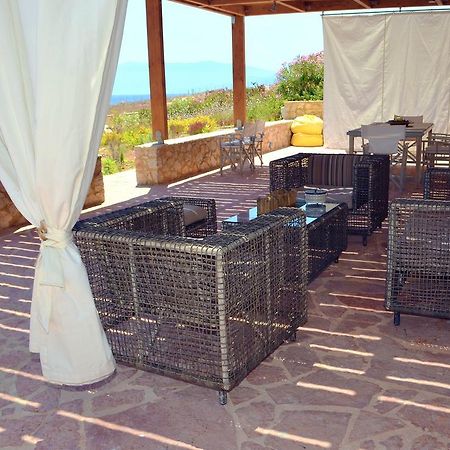 Belvedere Private Luxury Beach Villa Chalki Town Номер фото
