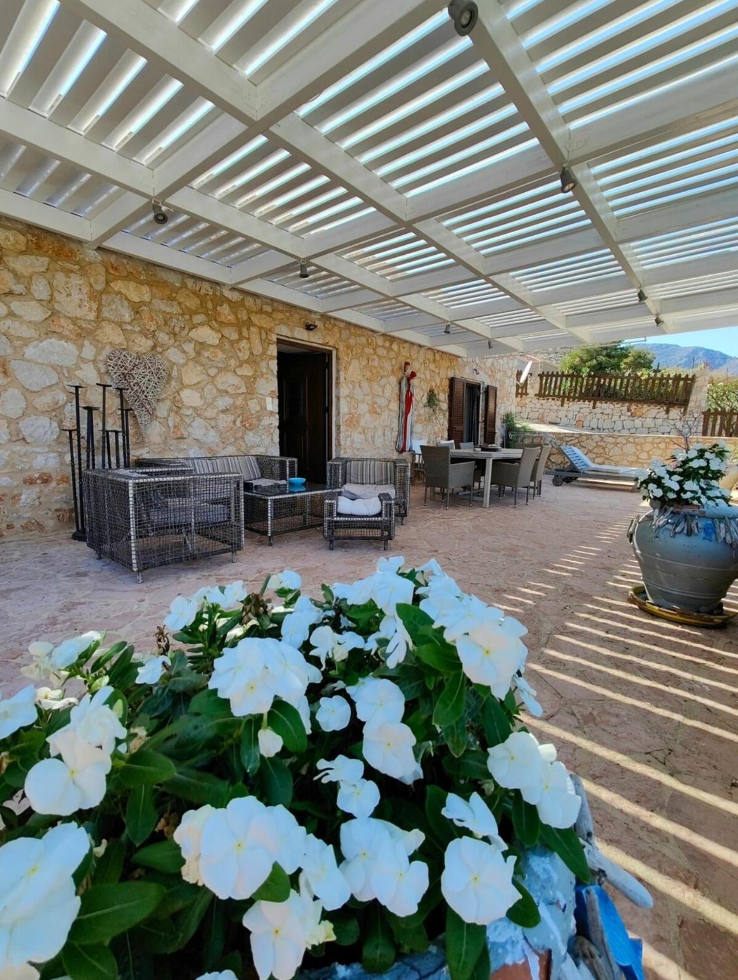 Belvedere Private Luxury Beach Villa Chalki Town Екстер'єр фото