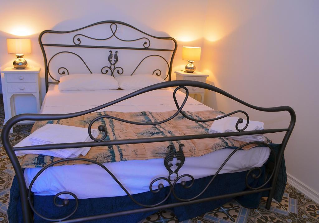 Belvedere Private Luxury Beach Villa Chalki Town Номер фото