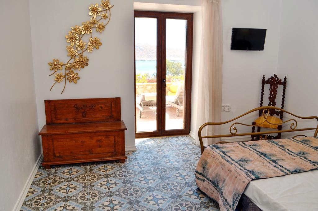 Belvedere Private Luxury Beach Villa Chalki Town Номер фото