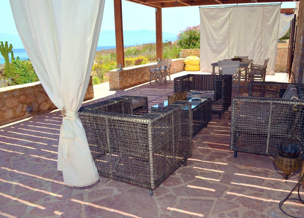 Belvedere Private Luxury Beach Villa Chalki Town Номер фото
